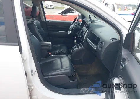 2016 Jeep Compass High Altitude Edition z USA, uszkodzony, nr VIN 1C4NJDEB1GD799102